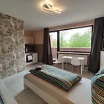At Friends - - Zu Hause Bei Freunden 4* 多特蒙德