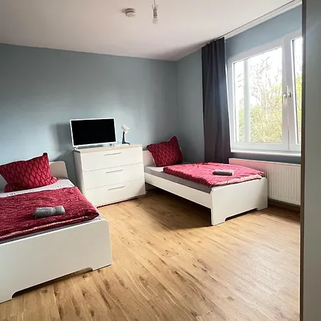 Pensión At Friends - - Zu Hause Bei Freunden 4*