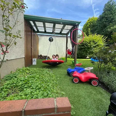 Pensión At Friends - - Zu Hause Bei Freunden Dortmund