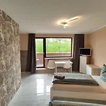 At Friends - - Zu Hause Bei Freunden Pensjonat Dortmund