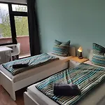 At Friends - - Zu Hause Bei Freunden Pensjonat 4*