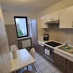 At Friends - - Zu Hause Bei Freunden