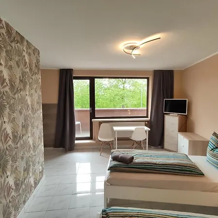 At Friends - - Zu Hause Bei Freunden Gæstehus Dortmund
