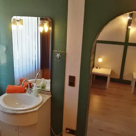 At Friends - - Zu Hause Bei Freunden Gæstehus Dortmund