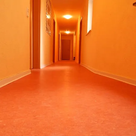 Pensión At Friends - - Zu Hause Bei Freunden 4*