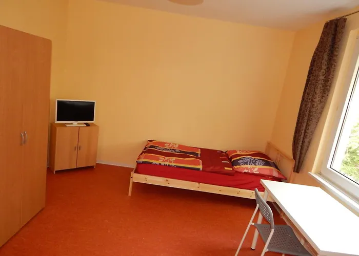 At Friends - - Zu Hause Bei Freunden 4* Дортмунд